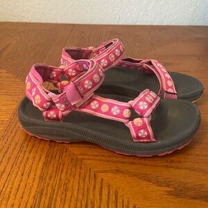 Teva girls sandal size 2